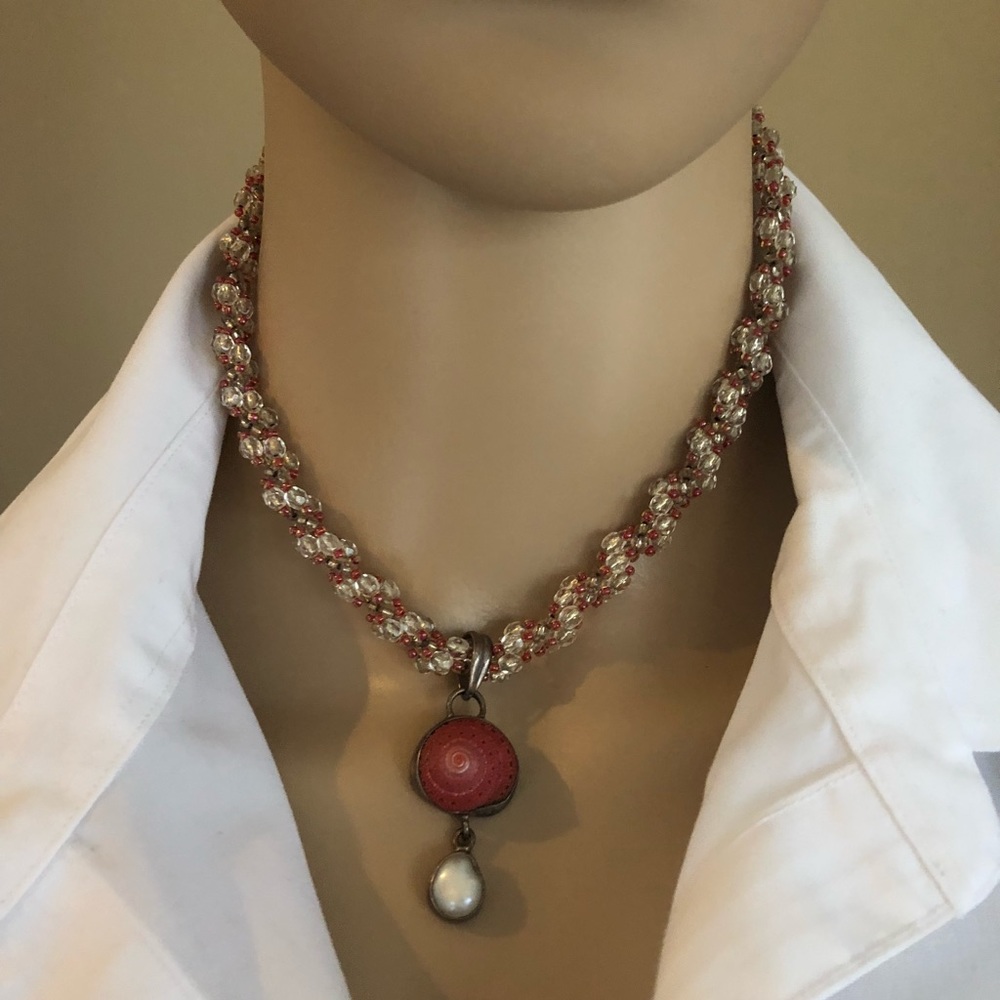 Pink crystal shell necklace